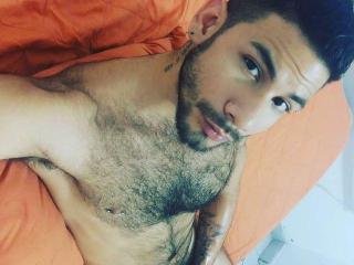 sexycutehairy's Picture